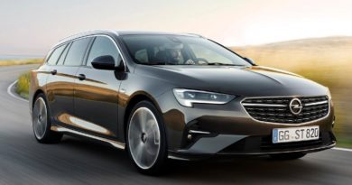 Opel Insignia B (2022) - scatola dei fusibili