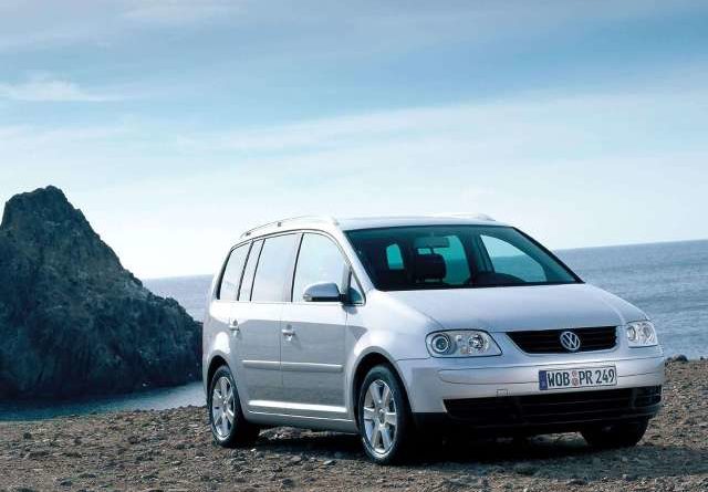 Volkswagen Touran (1T) (2003-2015) - scatola dei fusibili