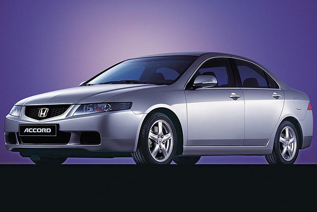 Honda Accord (2003) - scatola fusibili e relè