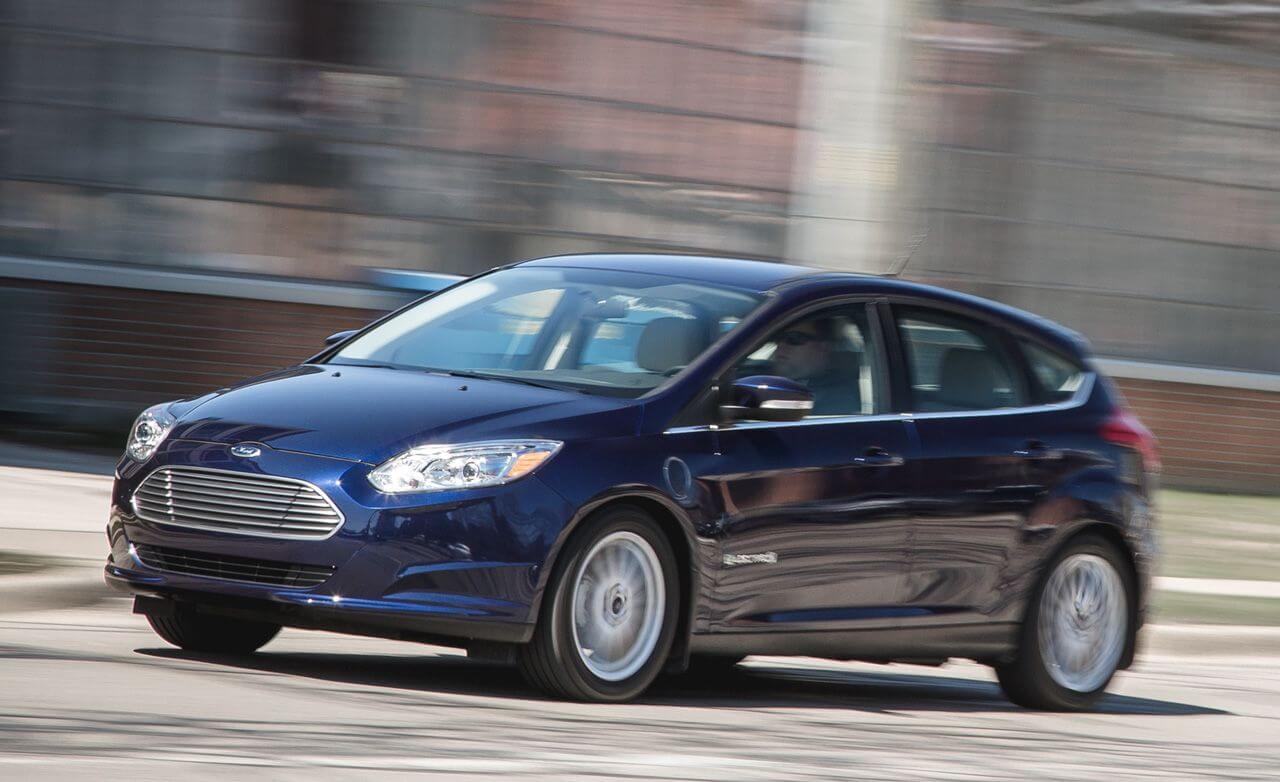 Ford Focus Electric (2015-2016) - scatola dei fusibili