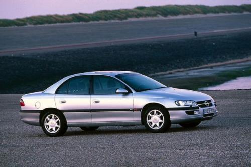 Opel Omega B (1994-2003) - Scatola dei fusibili