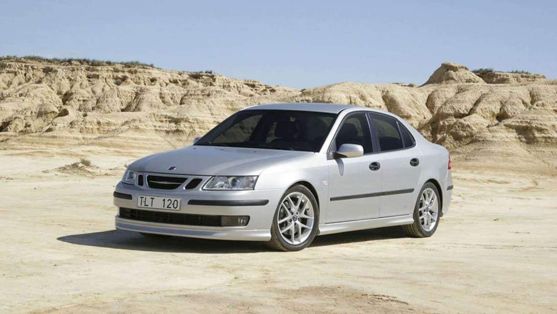 Saab 9-3 (2003-2014) - Scatola dei fusibili