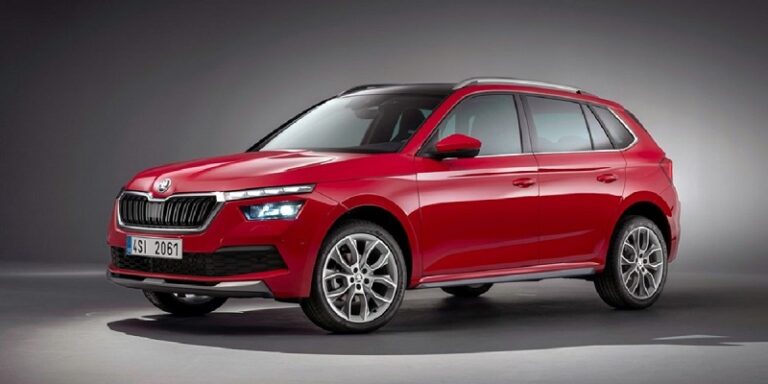Tappetini per Skoda Kamiq 2019- gomma vaschetta