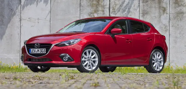 Mazda 3 (2014) - scatola dei fusibili