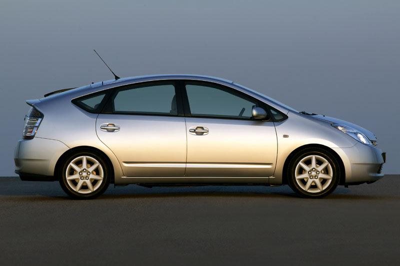 Toyota Prius XW20 (2004-2007) - scatola dei fusibili