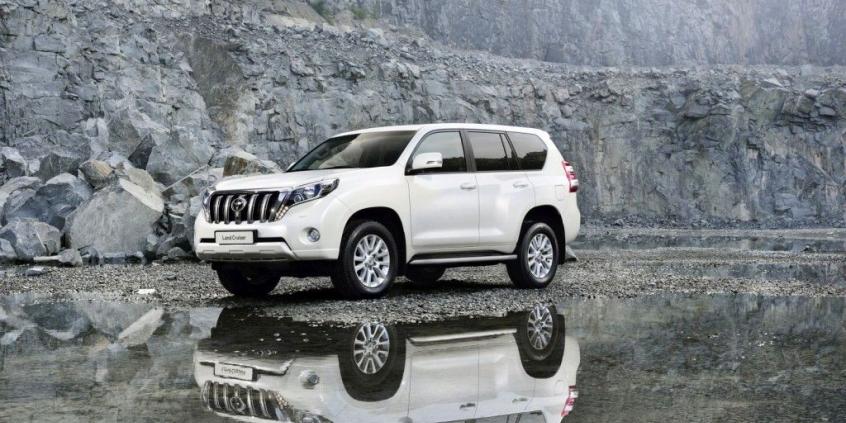 Toyota Land Cruiser (2015-2016) - scatola dei fusibili