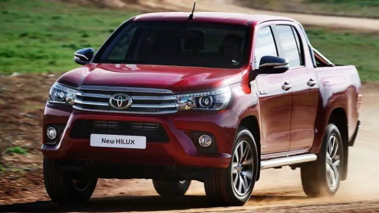 Toyota Hilux (2014) - scatola dei fusibili