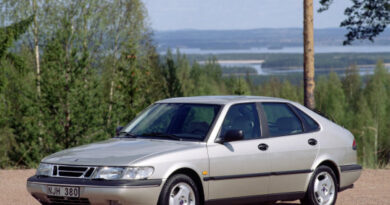 Saab 900 (1994-1998) - Scatola dei fusibili