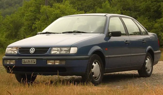 Volkswagen Passat B4 (1993-1997) - Scatola dei fusibili