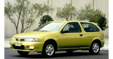 Nissan Almera N15 (1995-2000) - Scatola dei fusibili