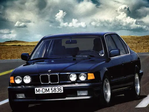 BMW 735i (1986) - scatola dei fusibili