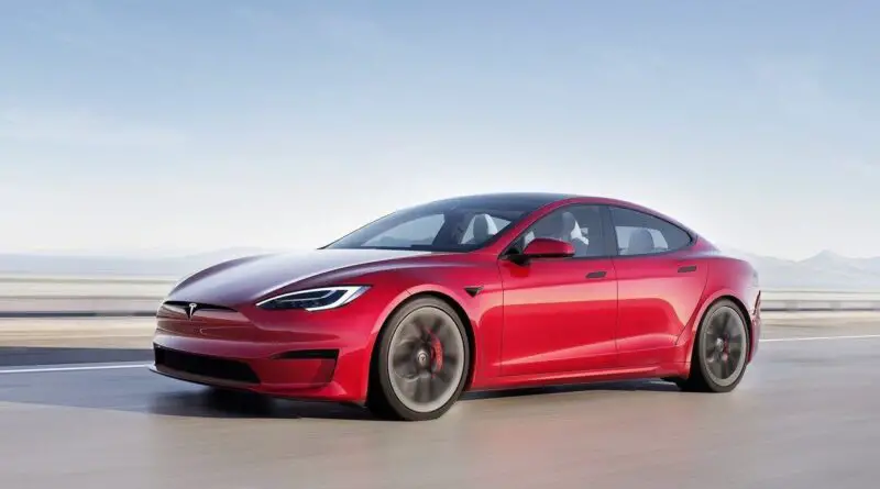 Tesla Model S (2014) (versione europea) - scatola dei fusibili
