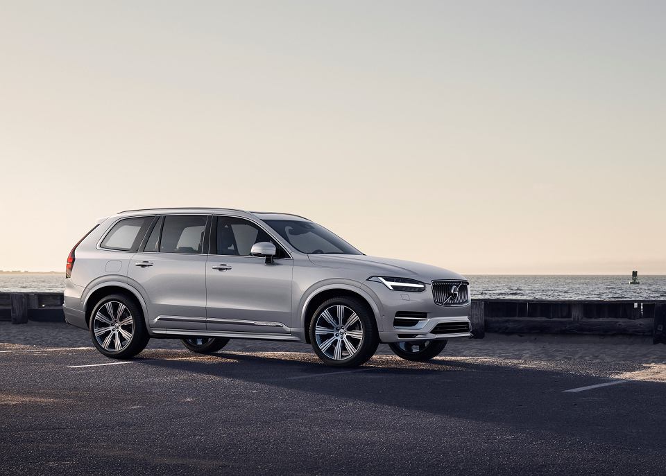 Volvo XC90 (2018-2019...) - scatola dei fusibili